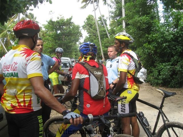 Gendarmes aux salines